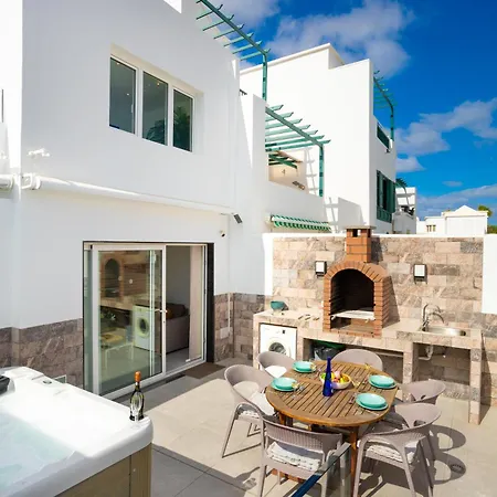 Villa Deseo Puerto del Carmen (Lanzarote)